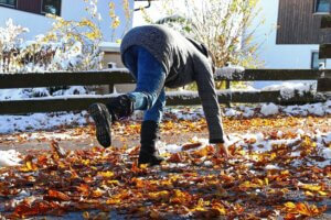 10 Tips to Prevent Slip and Falls on Your Property this Winter