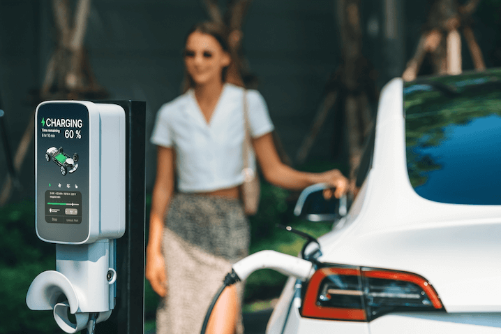 Electric Vehicle Driving and Charging in New England